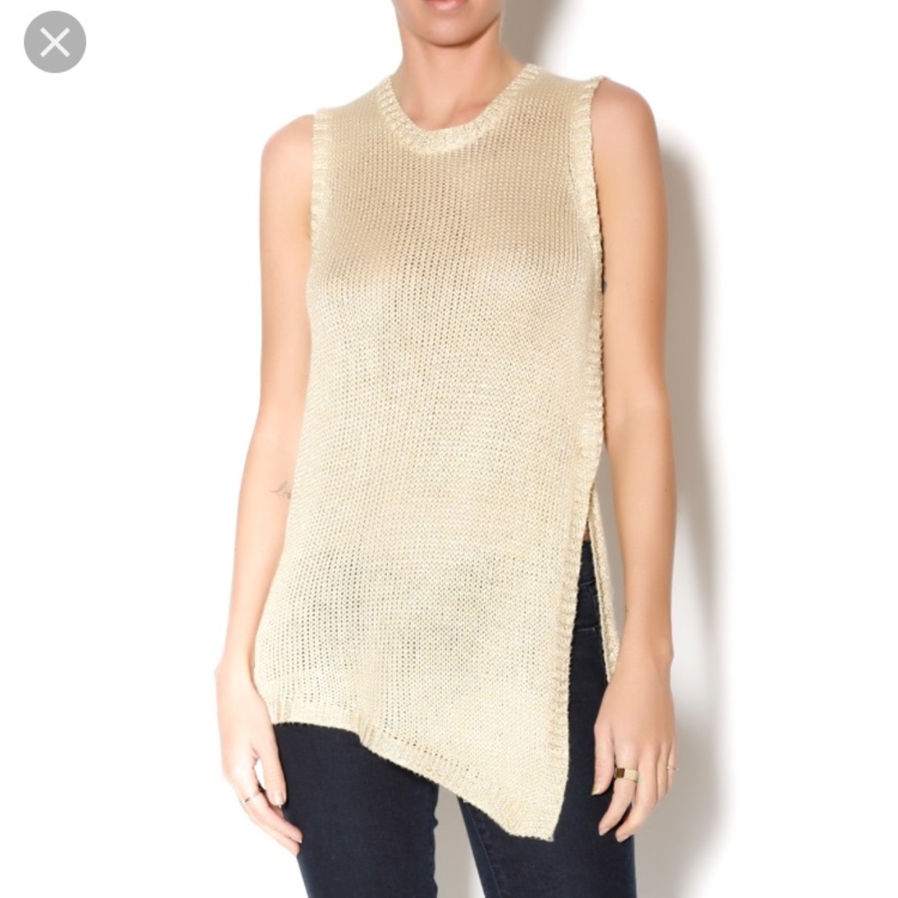 Sleeveless sweater